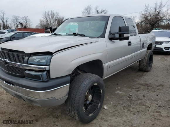 2004 Chevrolet Silverado 1500 LS with VIN 2GCEC19T441145150, listed as a Copart auction lot 86651164 with 223,481 mi miles and Salvage Title. Bid and sale history available at carsss.com. Image 1.