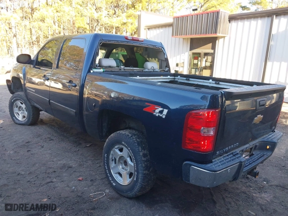 2007 Chevrolet Silverado 1500 LTZ with VIN 2GCEK13M471506806, listed as a IAAI auction lot 41578407 with 155,506 mi miles. Bid and sale history available at carsss.com. Image 3.