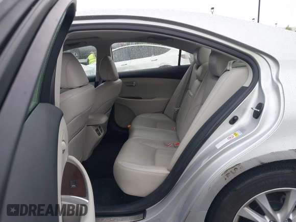 2012 Lexus ES 330 z VIN JTHBK1EG3C2489189, wystawiony jako IAAI lot #42174140 z przebiegiem 112 394 mil mil oraz . Historia ofert i sprzedaży dostępna na DreamBid. Obrazek 8.