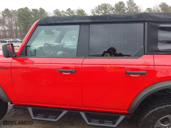 2021 Ford Bronco with VIN 1FMDE5BH3MLB09197, listed as a IAAI auction lot 41430920 with 43,579 mi miles. Bid and sale history available at carsss.com. Image 14.