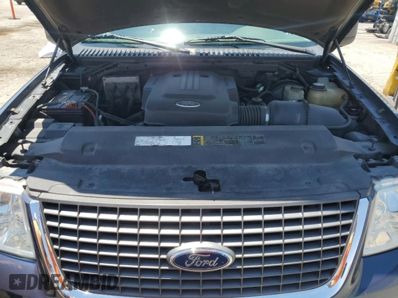 2004 Ford Expedition Special Service with VIN 1FMRU15W84LB85445, listed as a Copart auction lot 59897495 with 132,243 mi miles and Salvage title. Bid and sale history available at DreamBid. Image 12.