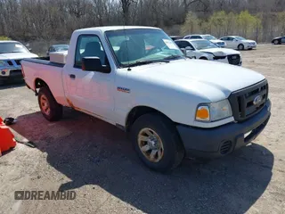 2009 Ford Ranger XL with VIN 1FTYR10D79PA64395, listed as a IAAI auction lot 42017096 with 266,934 mi miles. Bid and sale history available at carsss.com. Image 1.