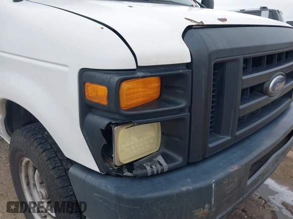 2008 Ford Econoline Cargo Commercial with VIN 1FTNS24L68DA24209, listed as a IAAI auction lot 41206100 with 211,288 mi miles and . Bid and sale history available at DreamBid. Image 17.