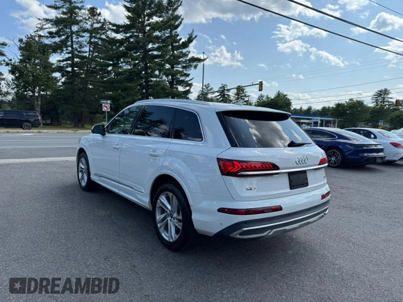 2021 Audi Q7 Premium Plus with VIN WA1LXAF71MD019698, listed as a Copart auction lot 62401545 with 96,993 mi miles and Clean title. Bid and sale history available at DreamBid. Image 4.