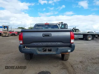 2016 Toyota Tacoma SR with VIN 5TFRX5GN0GX064882, listed as a IAAI auction lot 41371947 with 30,378 mi miles and . Bid and sale history available at DreamBid. Image 16.