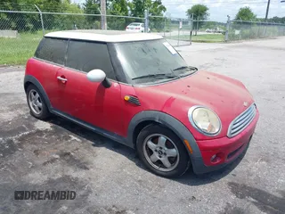 2007 MINI Hardtop with VIN WMWMF33537TT53783, listed as a IAAI auction lot 42536048 with 173,466 mi miles and . Bid and sale history available at DreamBid. Image 1.