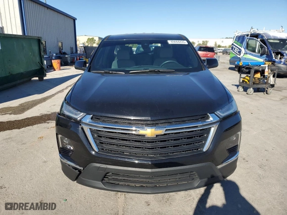 2022 Chevrolet Traverse LS with VIN 1GNERFKW4NJ147916, listed as a Copart auction lot 49444435 with 34,868 mi miles and Salvage Title. Bid and sale history available at carsss.com. Image 5.