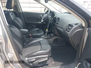 2018 Jeep Compass Latitude with VIN 3C4NJCBBXJT494116, listed as a IAAI auction lot 42150992 with 96,125 mi miles and . Bid and sale history available at DreamBid. Image 5.