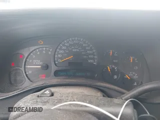 2005 Chevrolet Silverado 1500 Z71 with VIN 1GCEK19Z55Z212497, listed as a IAAI auction lot 42172303 with 322,246 mi miles and . Bid and sale history available at DreamBid. Image 15.