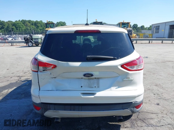 2013 Ford Escape SE with VIN 1FMCU0GX2DUB85361, listed as a IAAI auction lot 42552881 with 211,032 mi miles and . Bid and sale history available at DreamBid. Image 16.