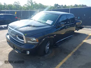 2018 Ram 1500 Limited z VIN 1C6RR6PT9JS193181, wystawiony jako IAAI lot #42133768 z przebiegiem 75 658 mil mil oraz . Historia ofert i sprzedaży dostępna na DreamBid. Obrazek 16.