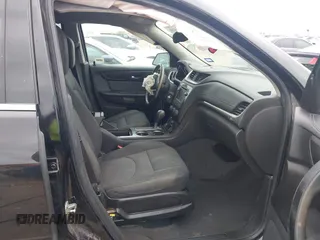 2016 Chevrolet Traverse LT z VIN 1GNKRGKD7GJ135155, wystawiony jako IAAI lot #41674208 z przebiegiem 134 149 mil mil oraz . Historia ofert i sprzedaży dostępna na DreamBid. Obrazek 5.