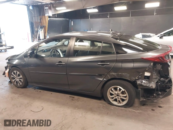 2021 Toyota Prius LE with VIN JTDKAMFP8M3175487, listed as a IAAI auction lot 42176936 with 78,153 mi miles and . Bid and sale history available at DreamBid. Image 14.