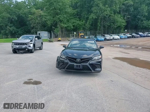 2018 Toyota Camry LE с VIN 4T1B11HK4JU153570, выставлен на аукционе Copart как лот 60234785 с пробегом 75 862 миль миль и Списание • Salvage title. История ставок и продаж доступна на DreamBid. Изображение 13.