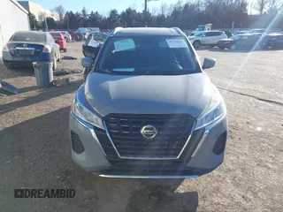 2021 Nissan Kicks SV with VIN 3N1CP5CV5ML508201, listed as a IAAI auction lot 41724301 with 37,522 mi miles. Bid and sale history available at carsss.com. Image 12.
