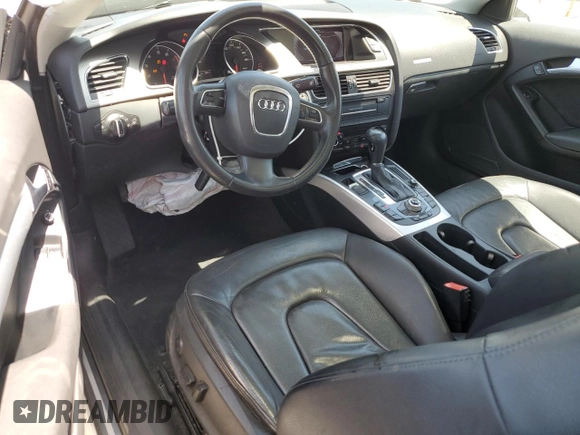 2012 Audi A5 Premium Plus z VIN WAULFAFR0CA024527, wystawiony jako Copart lot #57881905 z przebiegiem 151 689 mil mil oraz Czysty tytuł • Clean title. Historia ofert i sprzedaży dostępna na DreamBid. Obrazek 8.