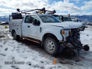 2022 Ford F-350 with VIN 1FT7X3B66NEE59668, listed as a IAAI auction lot 41508561 with 39,258 mi miles and . Bid and sale history available at DreamBid. Image 1.