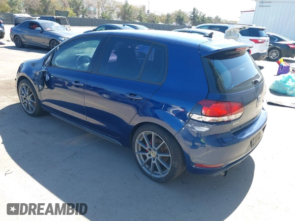 2011 Volkswagen GTI w/Sunroof & Navi PZEV z VIN WVWGD7AJ9BW104487, wystawiony jako IAAI lot #41702023 z przebiegiem 127 706 mil mil oraz . Historia ofert i sprzedaży dostępna na DreamBid. Obrazek 3.