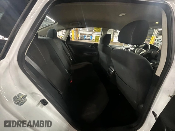 2017 Nissan Sentra SV with VIN 3N1AB7AP2HY304230, listed as a Copart auction lot 50472235 with 168,760 mi miles and Clean title. Bid and sale history available at DreamBid. Image 6.