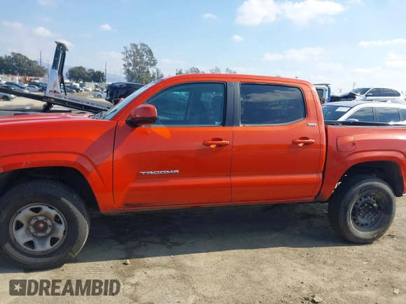2017 Toyota Tacoma SR with VIN 5TFAX5GN1HX103476, listed as a IAAI auction lot 41555651 with 71,076 mi miles. Bid and sale history available at carsss.com. Image 14.