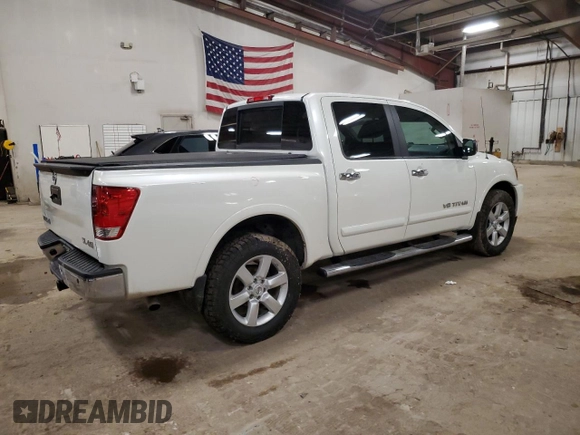2015 Nissan Titan SV with VIN 1N6AA0EC1FN513139, listed as a Copart auction lot 44137415 with 114,842 mi miles and Clean title. Bid and sale history available at DreamBid. Image 3.