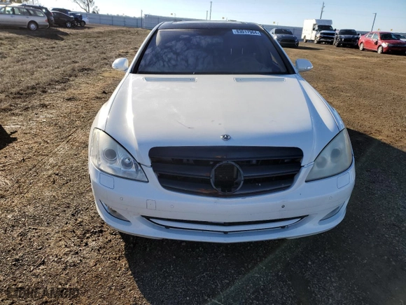 2009 Mercedes-Benz S-Class 5.5L V8 with VIN WDDNG71X29A259849, listed as a Copart auction lot 83017964 with 183,878 mi miles and Salvage Title. Bid and sale history available at carsss.com. Image 5.
