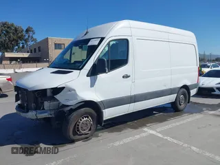 2020 Mercedes-Benz Sprinter Cargo with VIN W1W70BGY8LT026861, listed as a IAAI auction lot 41679015 with 96,367 mi miles and . Bid and sale history available at carsss.com. Image 18.