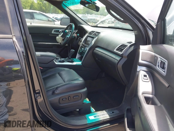 2013 Ford Explorer Sport z VIN 1FM5K8GT5DGB96511, wystawiony jako IAAI lot #42307428 z przebiegiem 178 048 mil mil oraz . Historia ofert i sprzedaży dostępna na DreamBid. Obrazek 5.