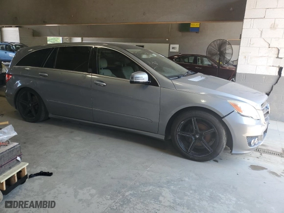 2011 Mercedes-Benz R-Class R 350 with VIN 4JGCB6FE2BA116175, listed as a Copart auction lot 59479494 with 177,448 mi miles and Clean Title. Bid and sale history available at carsss.com. Image 4.