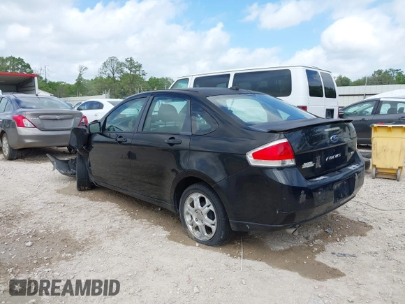 2008 Ford Focus SE with VIN 1FAHP35N18W227328, listed as a IAAI auction lot 41964750 with 196,196 mi miles. Bid and sale history available at carsss.com. Image 3.