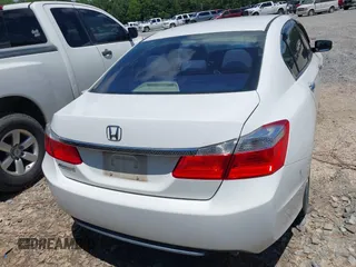 2013 Honda Accord LX z VIN 1HGCR2F30DA244667, wystawiony jako IAAI lot #42199205 z przebiegiem 194 226 mil mil oraz . Historia ofert i sprzedaży dostępna na DreamBid. Obrazek 16.