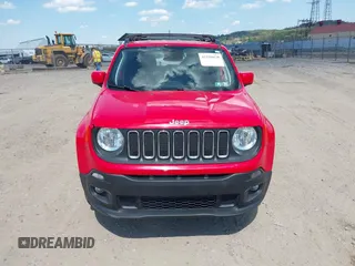 2018 Jeep Renegade Latitude z VIN ZACCJBBB9JPG80030, wystawiony jako IAAI lot #42110438 z przebiegiem 59 512 mil mil oraz . Historia ofert i sprzedaży dostępna na DreamBid. Obrazek 12.