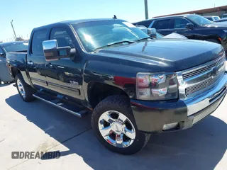 2009 Chevrolet Silverado 1500 LT with VIN 3GCEK23M59G190316, listed as a IAAI auction lot 42087025 with 175,998 mi miles and . Bid and sale history available at DreamBid. Image 1.