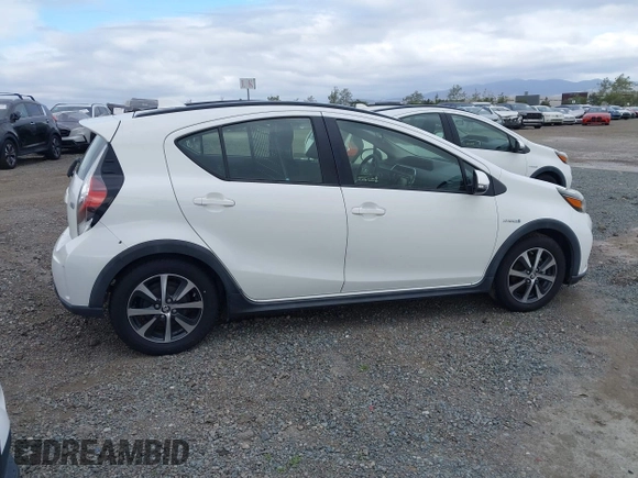 2018 Toyota Prius One with VIN JTDKDTB35J1599608, listed as a IAAI auction lot 42041924 with 89,156 mi miles and . Bid and sale history available at DreamBid. Image 13.