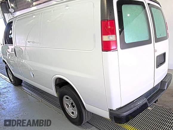 2018 Chevrolet Express Cargo with VIN 1GCWGAFP8J1342579, listed as a IAAI auction lot 42708229 with 125,604 mi miles and . Bid and sale history available at DreamBid. Image 16.
