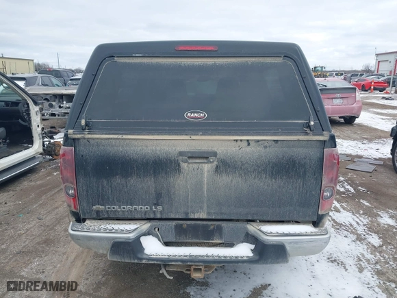 2005 Chevrolet Colorado LS Z71 with VIN 1GCDT196258204264, listed as a IAAI auction lot 41080277 with 138,761 mi miles. Bid and sale history available at carsss.com. Image 16.