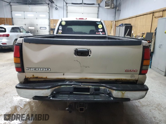 2006 GMC Sierra 3500 DRW SL with VIN 1GTHK33206F119832, listed as a Copart auction lot 54531215 with 366,848 mi miles and Clean Title. Bid and sale history available at DreamBid. Image 6.