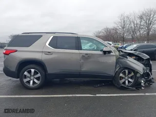 2019 Chevrolet Traverse LT Leather with VIN 1GNEVHKW1KJ155412, listed as a IAAI auction lot 41136467 with 63,332 mi miles. Bid and sale history available at carsss.com. Image 13.