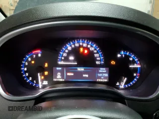 2014 Cadillac SRX Performance Collection z VIN 3GYFNFE31ES627978, wystawiony jako Copart lot #55437185 z przebiegiem 141 759 mil mil oraz Czysty tytuł • Clean title. Historia ofert i sprzedaży dostępna na DreamBid. Obrazek 9.
