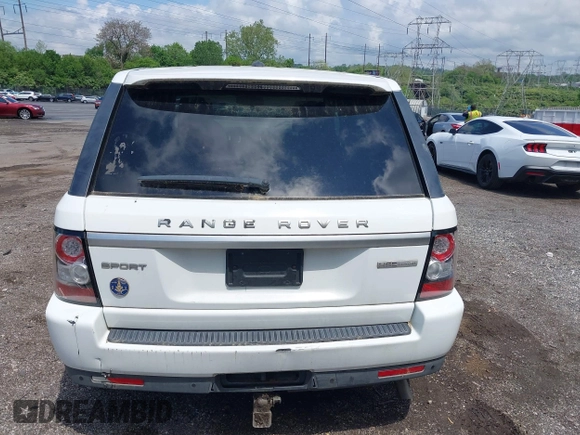 2013 Land Rover Range Rover Sport HSE Lux with VIN SALSK2D43DA813529, listed as a IAAI auction lot 42196632 with 126,970 mi miles and . Bid and sale history available at DreamBid. Image 17.
