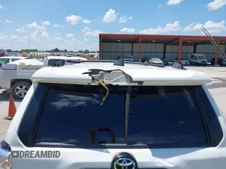2018 Toyota 4Runner SR5 with VIN JTEBU5JRXJ5595186, listed as a IAAI auction lot 42607713 with 83,592 mi miles and . Bid and sale history available at DreamBid. Image 19.