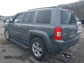 2011 Jeep Patriot Sport with VIN 1J4NF1GB9BD202472, listed as a IAAI auction lot 41923467 with 139,727 mi miles. Bid and sale history available at carsss.com. Image 3.