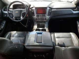 2018 Chevrolet Suburban LT with VIN 1GNSKHKC2JR395005, listed as a Copart auction lot 52814995 with 269,435 mi miles and Clean Title. Bid and sale history available at carsss.com. Image 8.