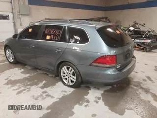 2010 Volkswagen Jetta SportWagen TDI with VIN 3VWTL7AJ7AM672069, listed as a IAAI auction lot 41858880 with 1 mi miles. Bid and sale history available at carsss.com. Image 3.