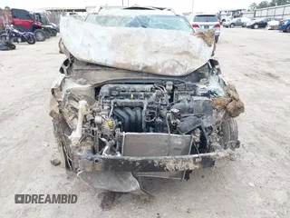 2024 Hyundai Venue SEL with VIN KMHRC8A32RU333999, listed as a IAAI auction lot 41265592 with 17,616 mi miles and . Bid and sale history available at DreamBid. Image 6.
