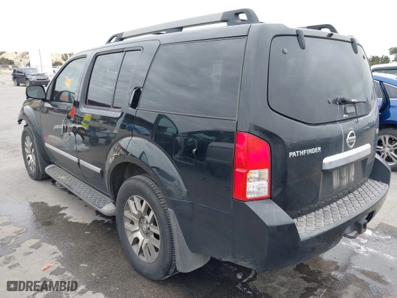 2012 Nissan Pathfinder SV with VIN 5N1AR1NN0CC634556, listed as a IAAI auction lot 41277695 with 197,406 mi miles. Bid and sale history available at carsss.com. Image 3.