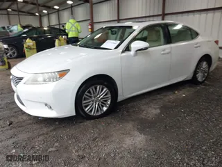 2013 Lexus ES 350 4dr Sdn with VIN JTHBK1GG1D2027096, listed as a IAAI auction lot 41771564 with NaN miles. Bid and sale history available at carsss.com. Image 17.