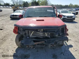2002 Chevrolet Avalanche with VIN 3GNEK13T92G121899, listed as a Copart auction lot 52312915 with 422,176 mi miles and Salvage Title. Bid and sale history available at carsss.com. Image 5.