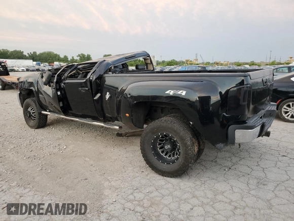 2009 Chevrolet Silverado 3500HD DRW LTZ with VIN 1GCJK93679F188819, listed as a Copart auction lot 62828544 with 0 mi miles and Non Repairable. Bid and sale history available at carsss.com. Image 2.