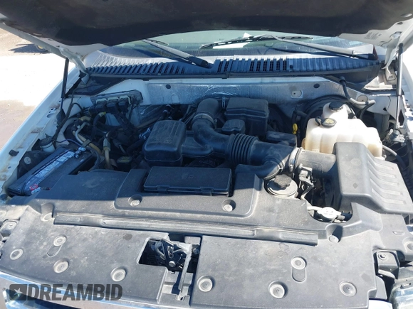 2011 Ford Expedition Limited with VIN 1FMJU1K53BEF45490, listed as a IAAI auction lot 41770961 with 227,256 mi miles. Bid and sale history available at carsss.com. Image 10.